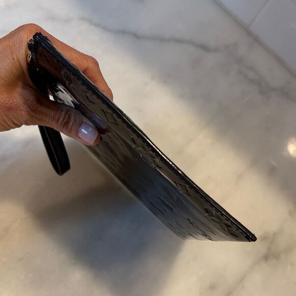 Michael Kors Patent Leather Embossed XL Wristlet Pouch Clutch - Picture 9 of 16